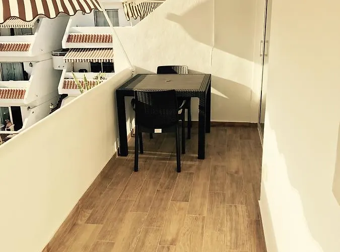 Floritas Apartament *